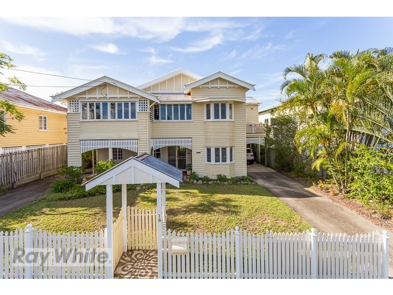 18 Wellstead Avenue, Coorparoo QLD 4151