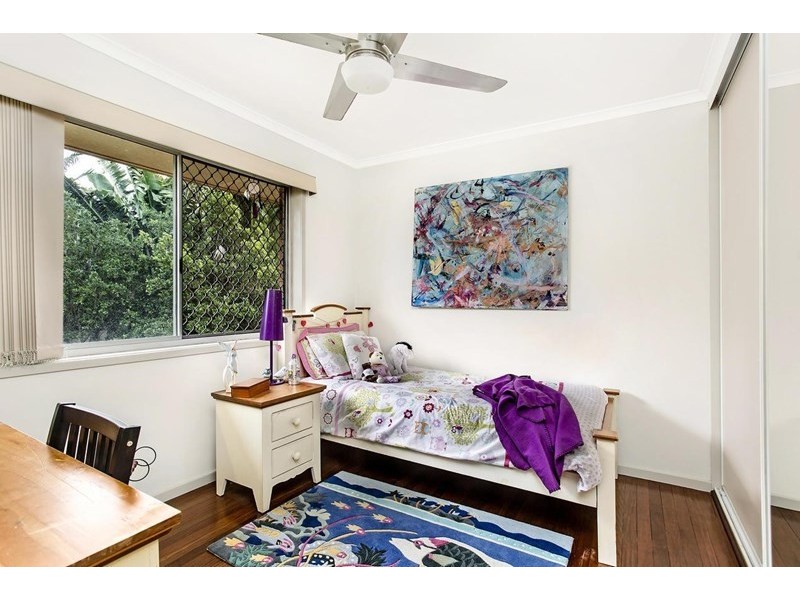 4 Cornwall Crescent, Alexandra Hills QLD 4161