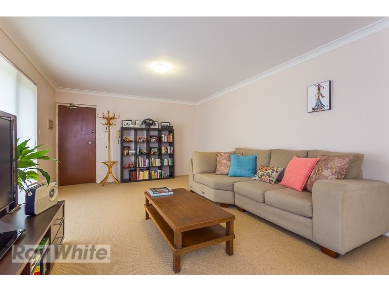 2/42 Macaulay Street, Coorparoo QLD 4151