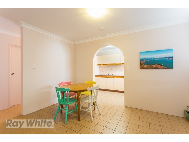 2/42 Macaulay Street, Coorparoo QLD 4151