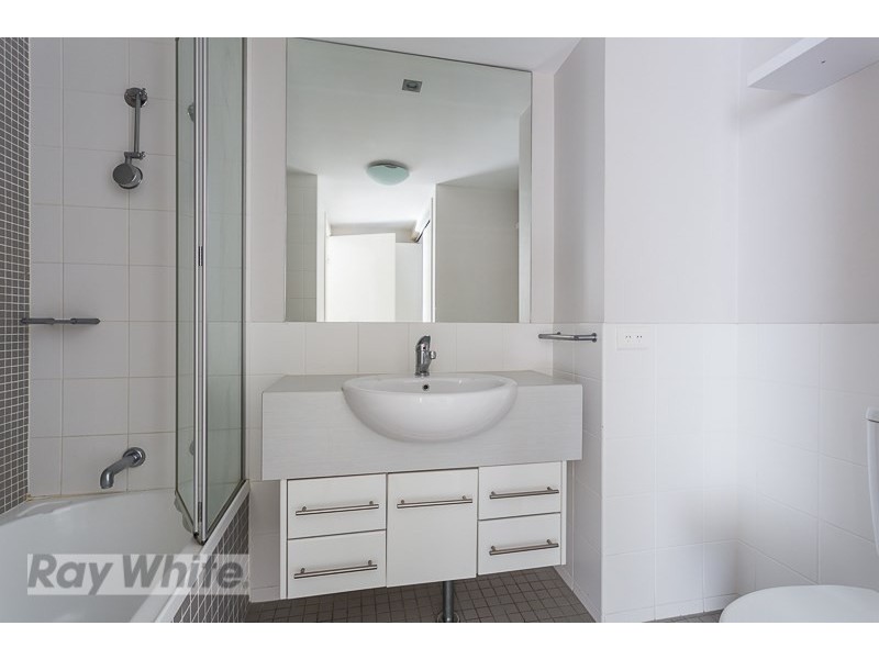 65/2 Campbell Street, Toowong QLD 4066