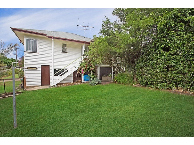 38 Hethorn Street, Coorparoo QLD 4151