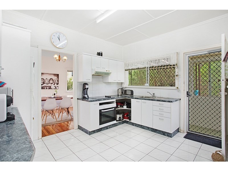 38 Hethorn Street, Coorparoo QLD 4151