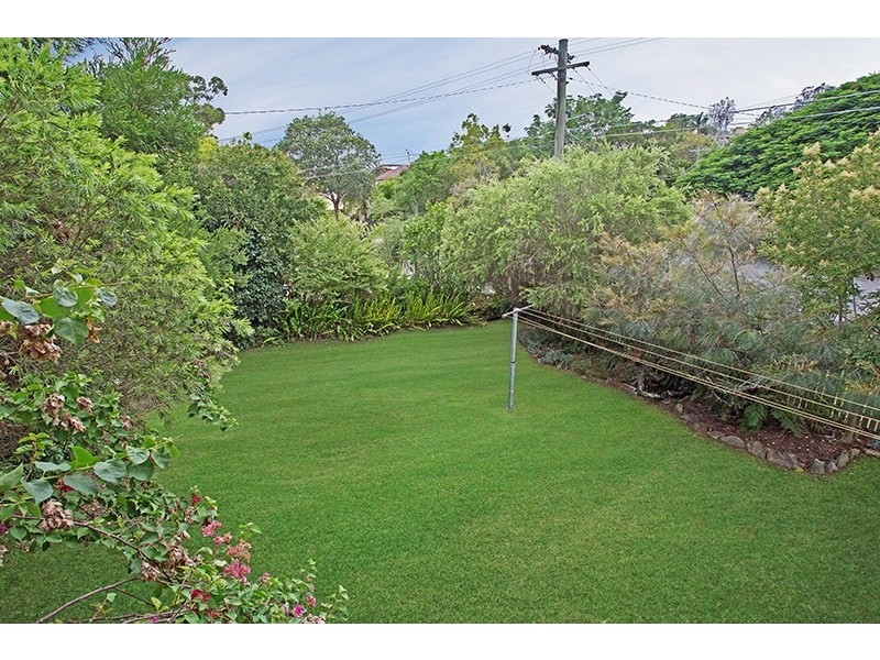 38 Hethorn Street, Coorparoo QLD 4151
