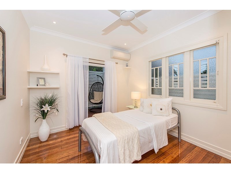 182 Molloy Road, Morningside QLD 4170