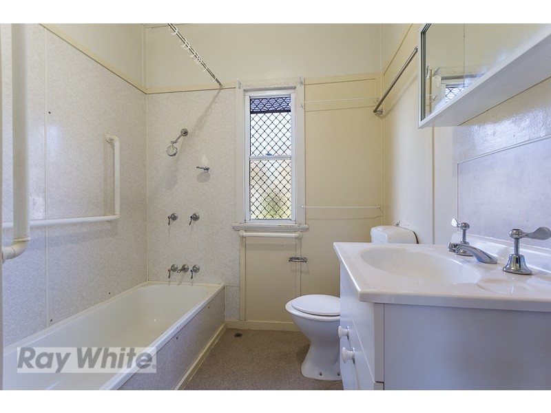 19 Viminal Hill Crescent, Seven Hills QLD 4170