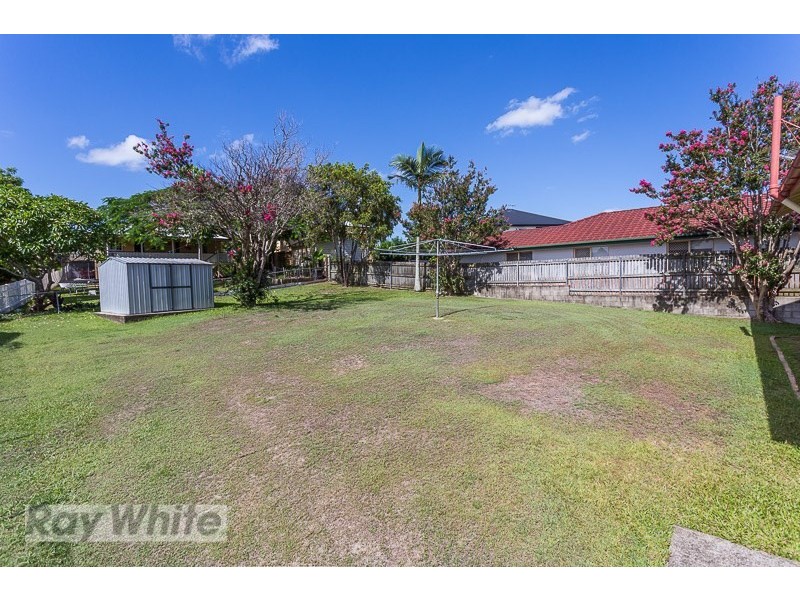 19 Viminal Hill Crescent, Seven Hills QLD 4170