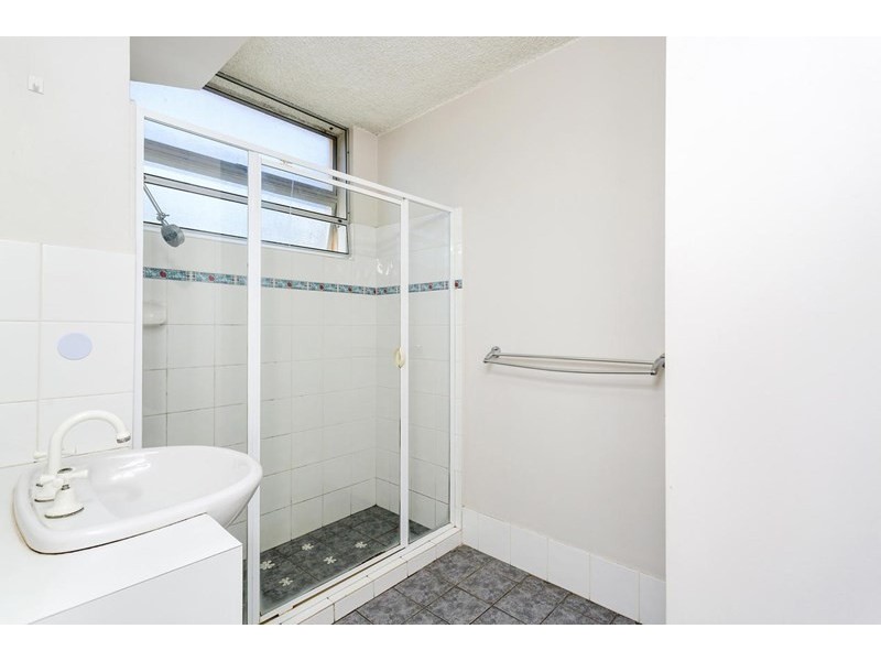 6/12 Birdwood Street, Coorparoo QLD 4151