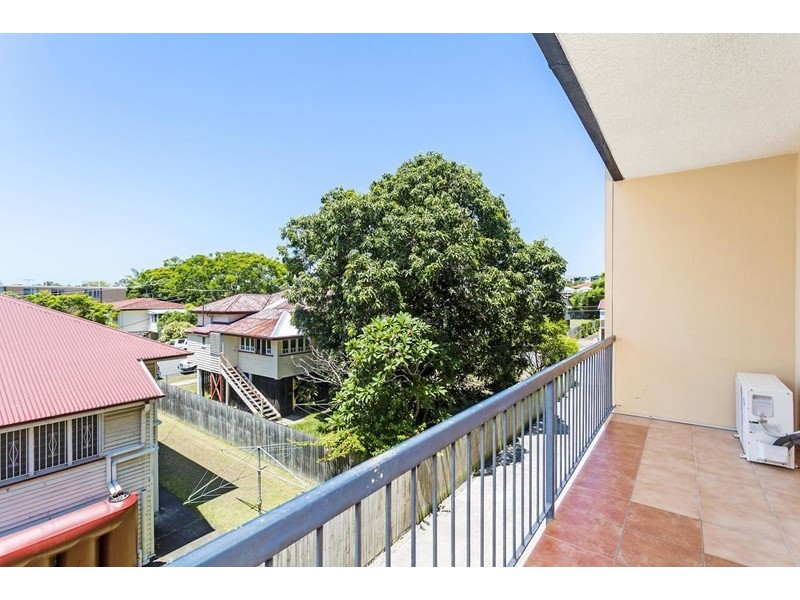 6/12 Birdwood Street, Coorparoo QLD 4151