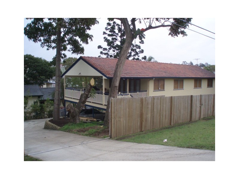 21 Brooks Street, Camp Hill QLD 4152