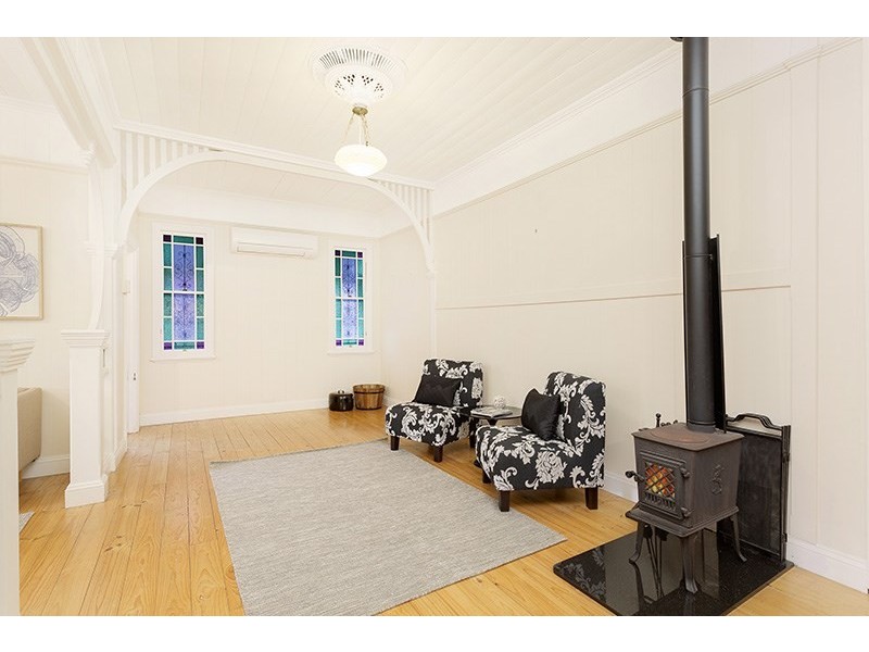 28 Shakespeare Street, Coorparoo QLD 4151