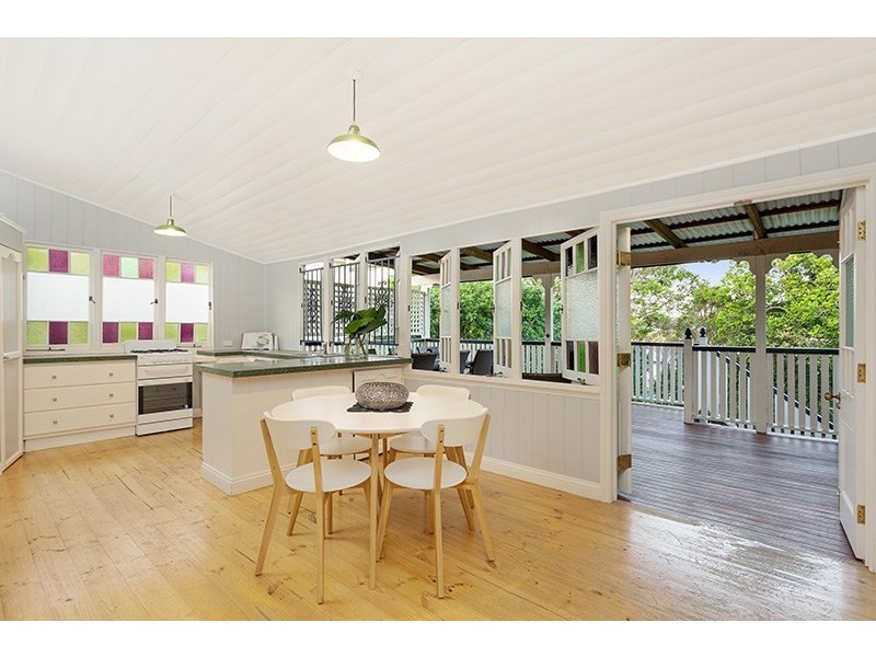 28 Shakespeare Street, Coorparoo QLD 4151