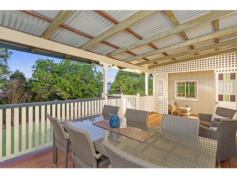 28 Shakespeare Street, Coorparoo QLD 4151