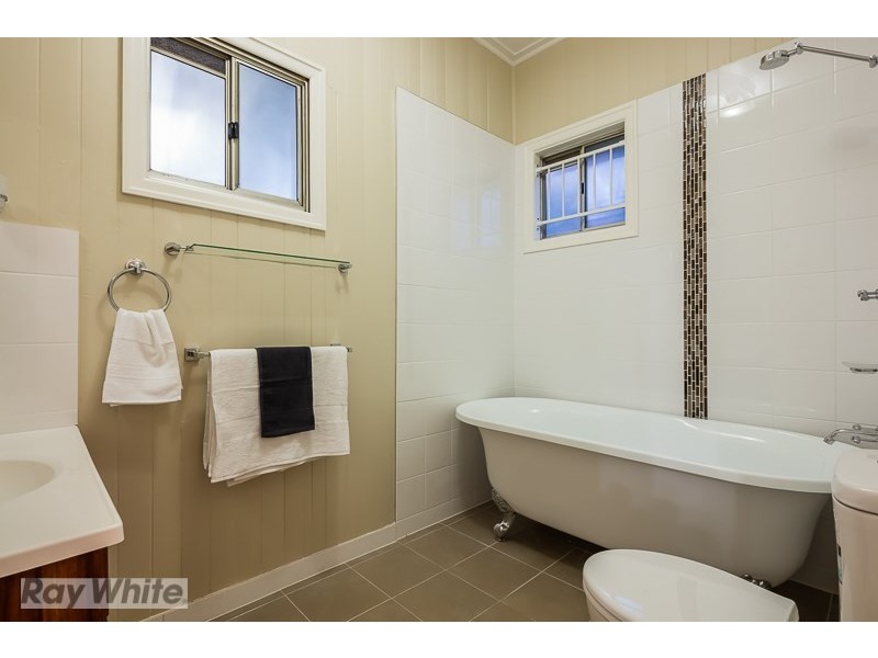 16 Wilton Street, Woolloongabba QLD 4102