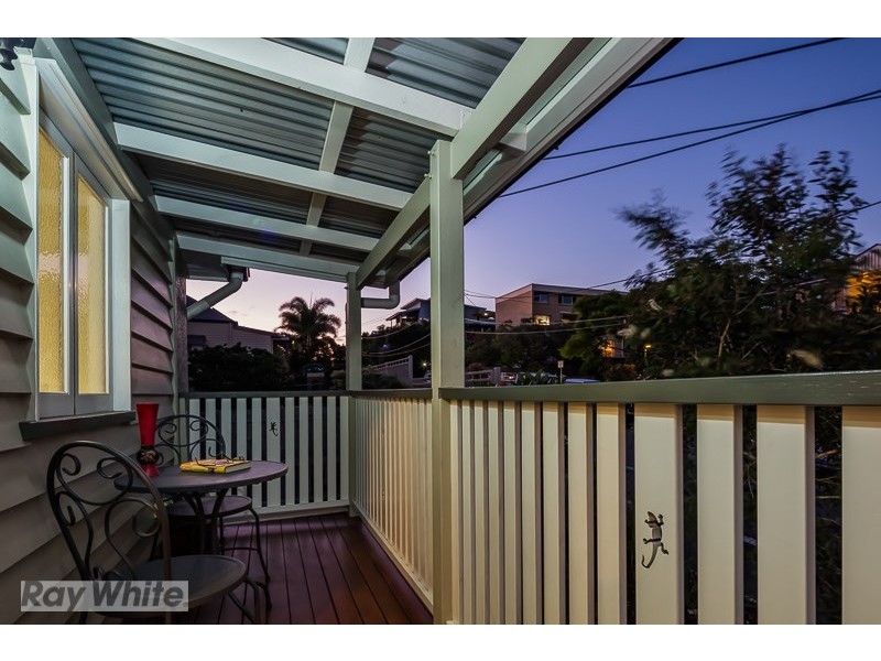 16 Wilton Street, Woolloongabba QLD 4102