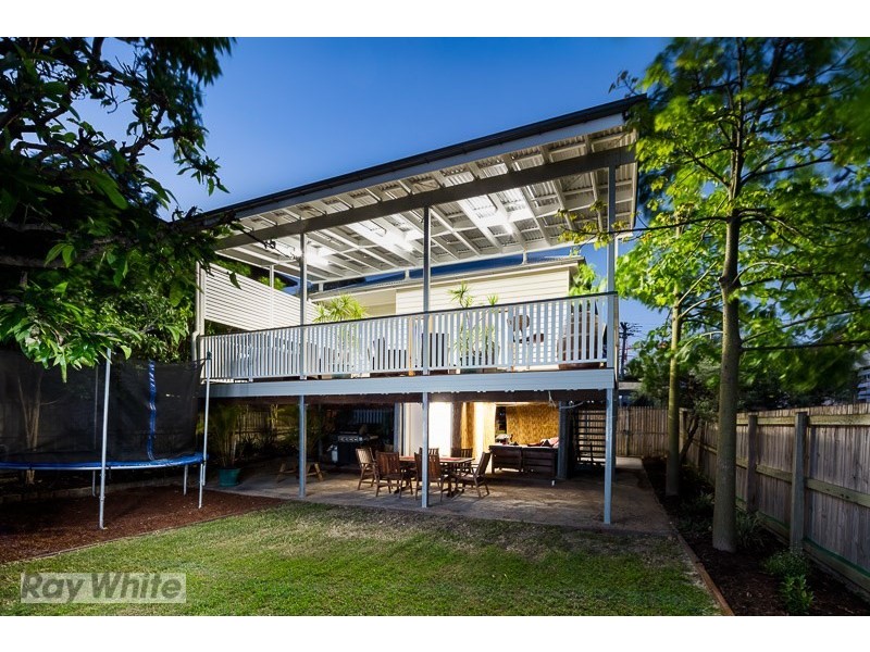 16 Wilton Street, Woolloongabba QLD 4102