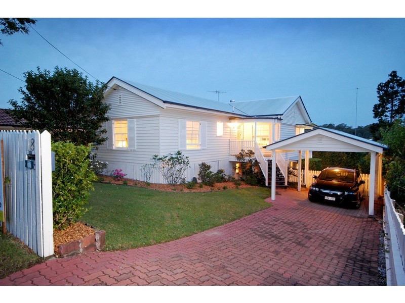 18 Strangman Terrace, Coorparoo QLD 4151