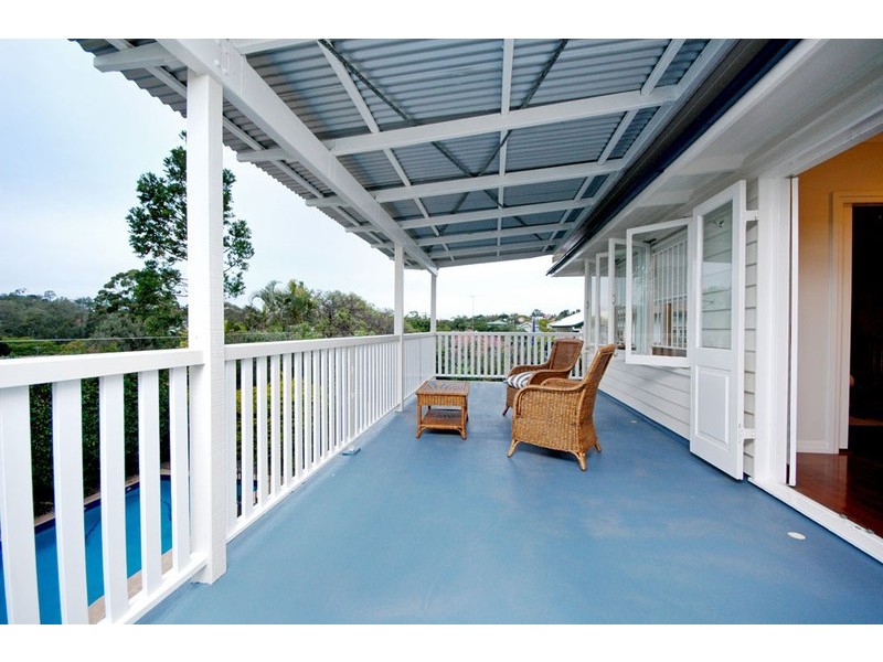 18 Strangman Terrace, Coorparoo QLD 4151