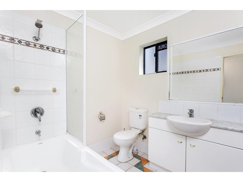 65/55 Harries Road, Coorparoo QLD 4151