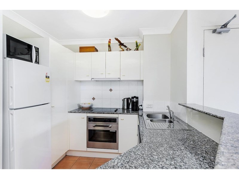 65/55 Harries Road, Coorparoo QLD 4151