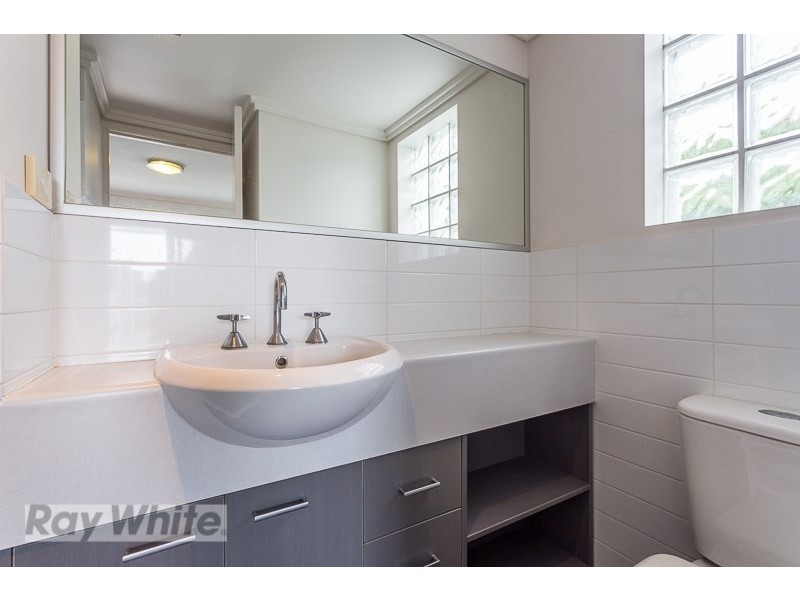 4/77 Douglas Street, Greenslopes QLD 4120
