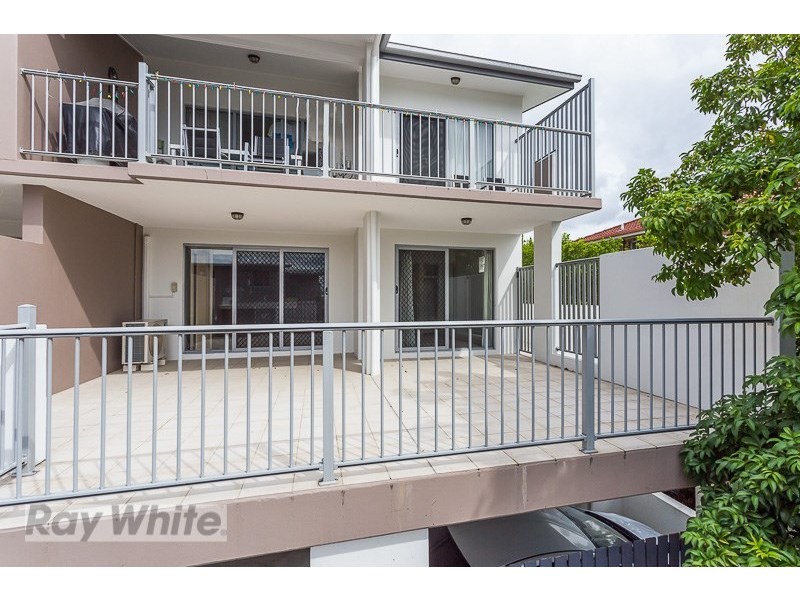 4/77 Douglas Street, Greenslopes QLD 4120