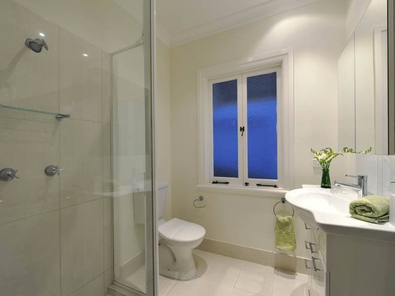 75 Agnew Street, Norman Park QLD 4170