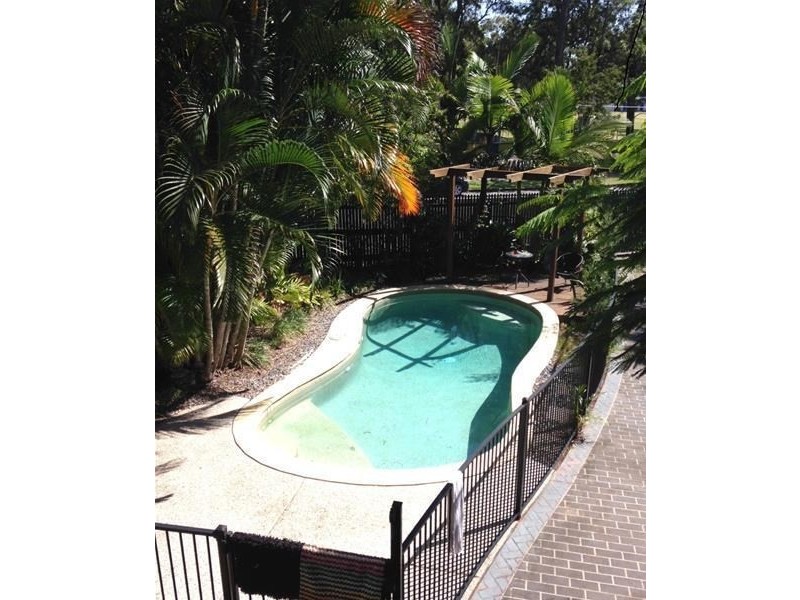 14 Frank Street, Norman Park QLD 4170