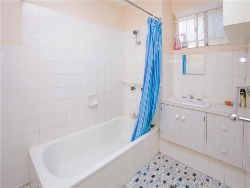 4/58 Rialto Street, Coorparoo QLD 4151