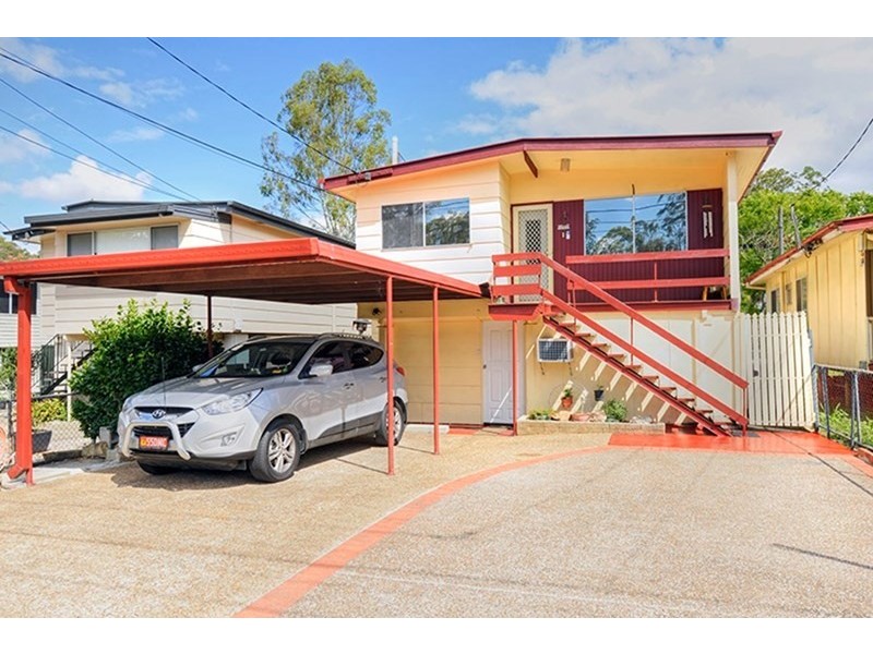 16 Nursery Road, Holland Park West QLD 4121