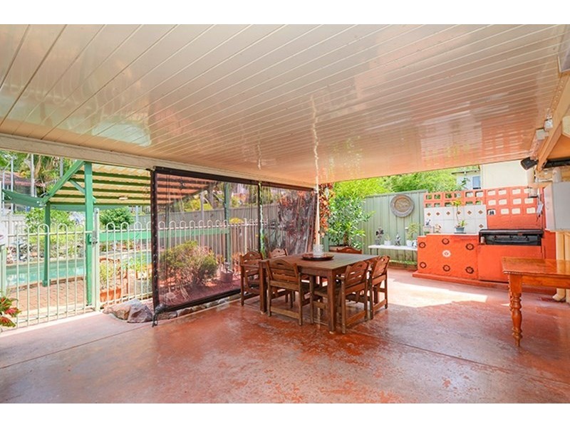 16 Nursery Road, Holland Park West QLD 4121