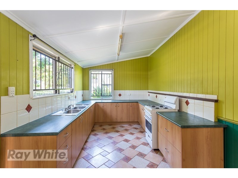 62 stanley Road, Camp Hill QLD 4152