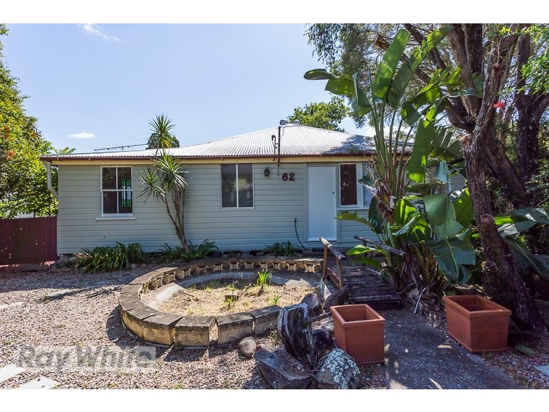 62 stanley Road, Camp Hill QLD 4152