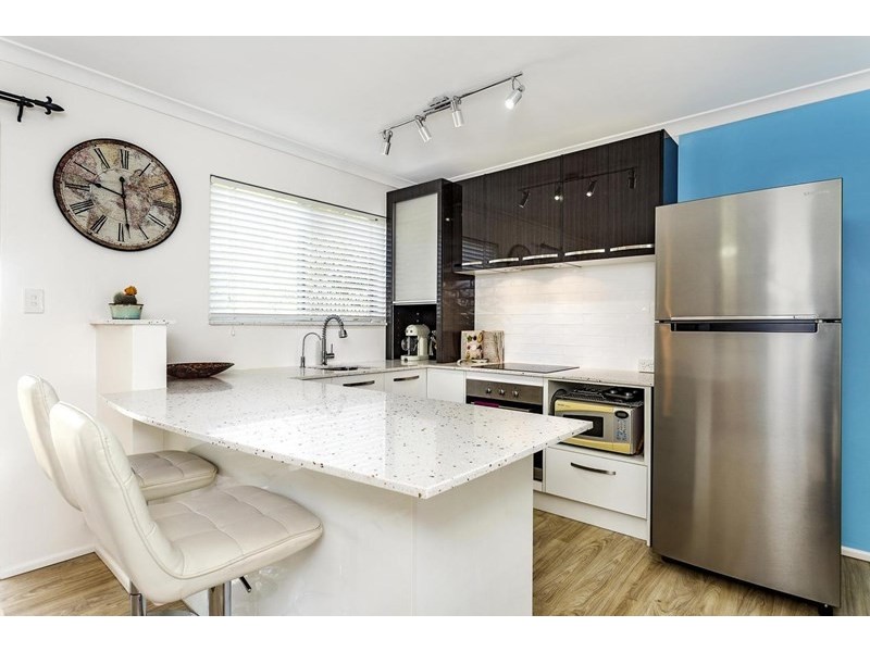 4/19 Leigh Street, Coorparoo QLD 4151