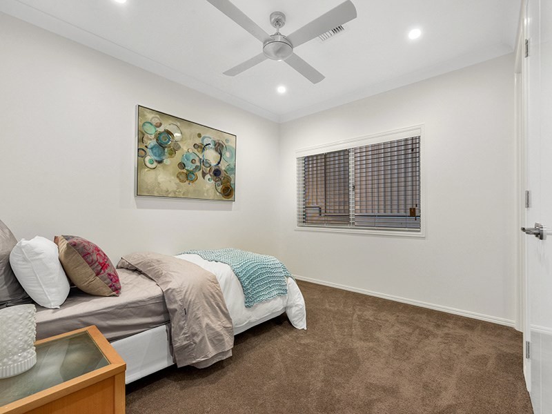 2 Jerome Street, Coorparoo QLD 4151