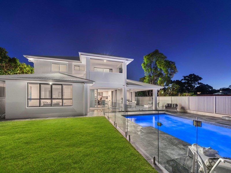 2 Jerome Street, Coorparoo QLD 4151