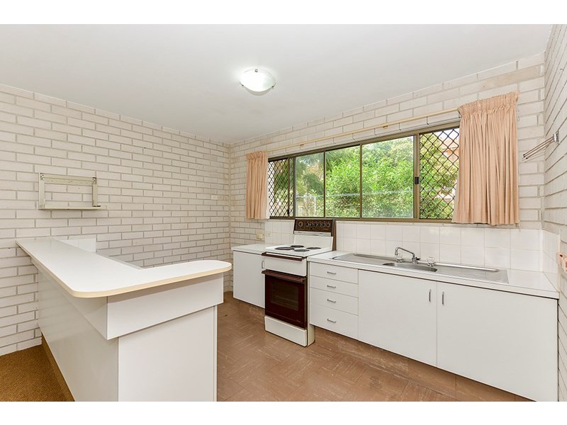 2/65 Toorbul Street, Bongaree QLD 4507