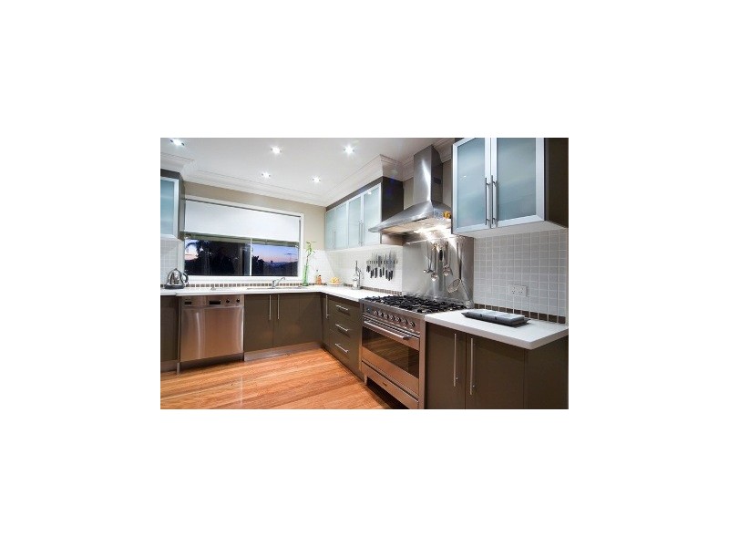 31 Solar Street, Coorparoo QLD 4151