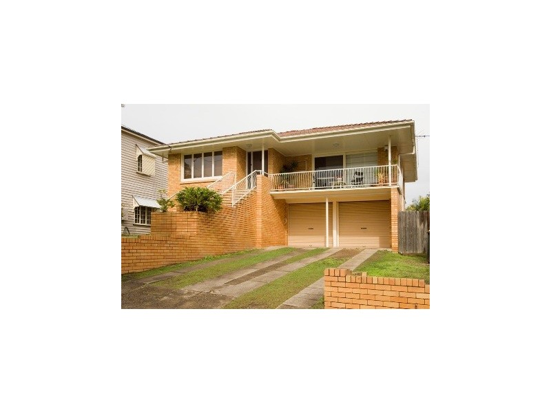 31 Solar Street, Coorparoo QLD 4151