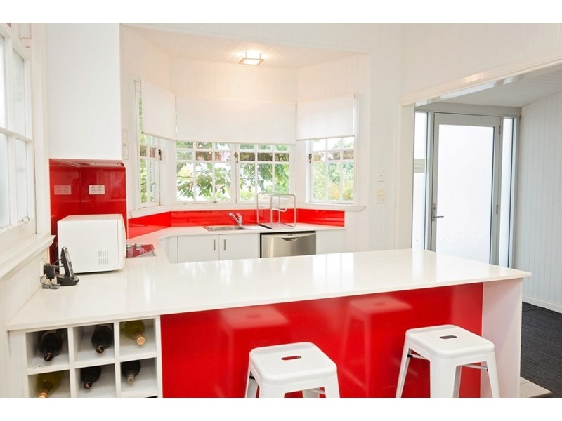 311 Cornwall Street, Greenslopes QLD 4120