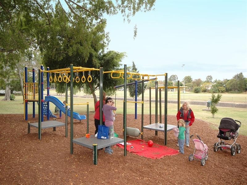 64 Baron Street, Greenslopes QLD 4120