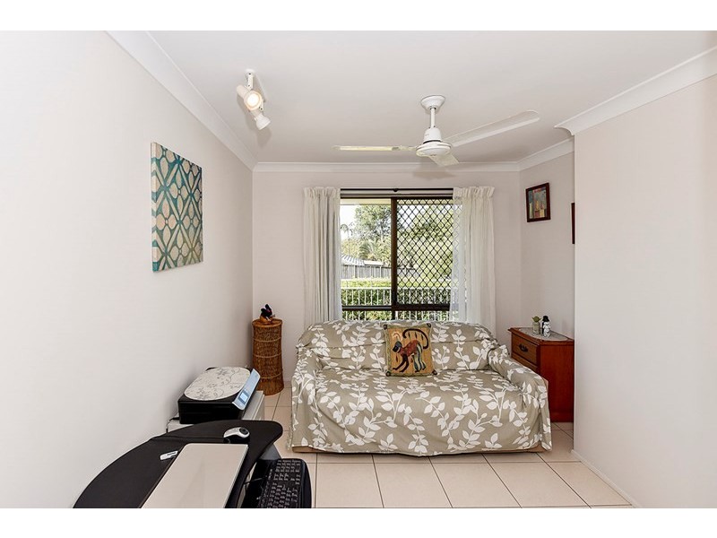 1 Glenalwyn Street, Holland Park QLD 4121