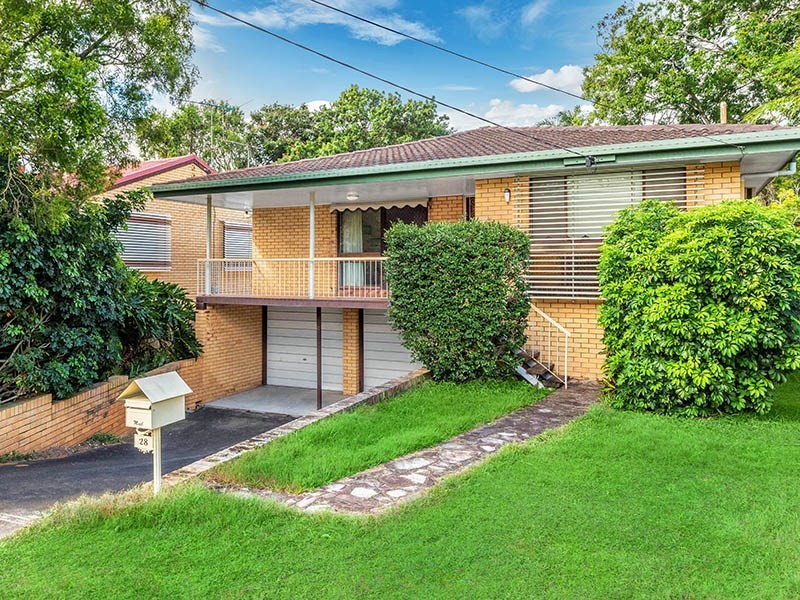 28 Condor Road, Coorparoo QLD 4151