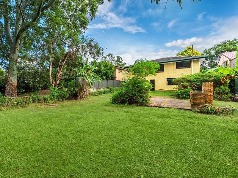 28 Condor Road, Coorparoo QLD 4151