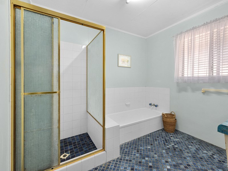 28 Condor Road, Coorparoo QLD 4151