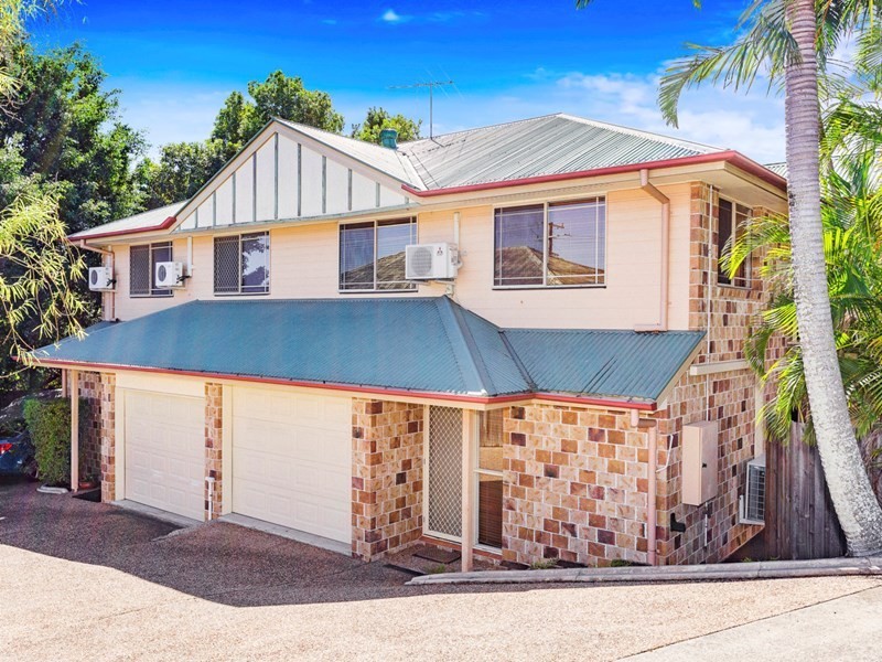 2/15 Ridge Street, Greenslopes QLD 4120