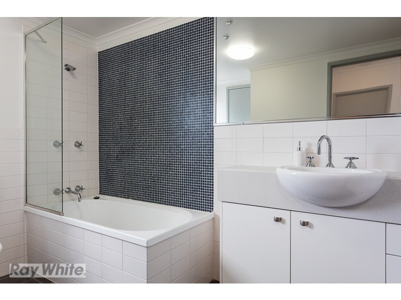 9/15 Kitchener Street, Coorparoo QLD 4151