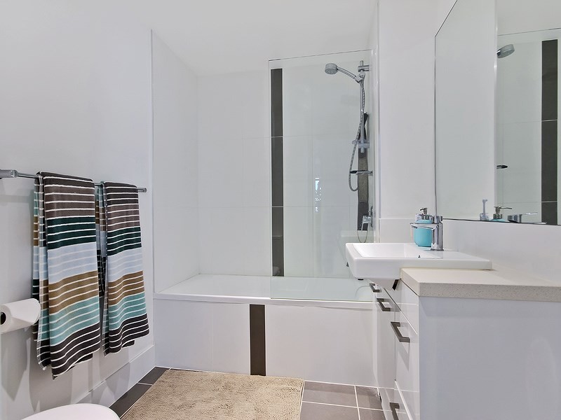 404/159 Logan Road, Woolloongabba QLD 4102