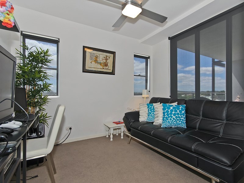 404/159 Logan Road, Woolloongabba QLD 4102