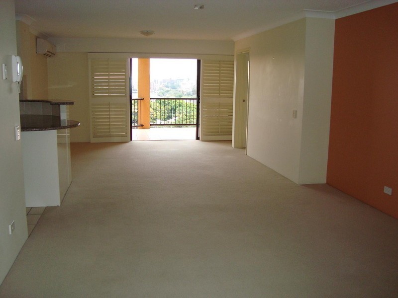20/16 Norman Cresent, Norman Park QLD 4170